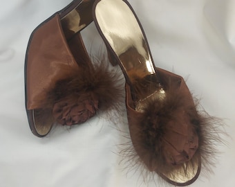 ヴィンテージ ブロンズ マラブー トリム サテン ミュール