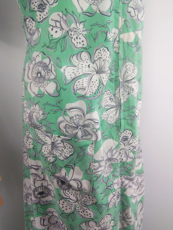 1940s Green floral housecoat Gem