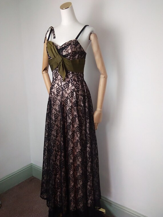 1940s Long black lace over lay dress with satin b… - image 6
