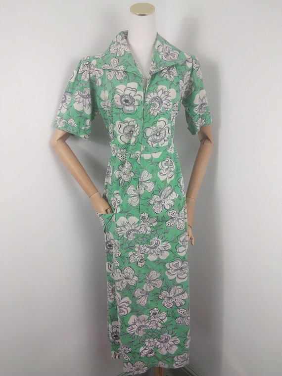 1940s Green floral housecoat - image 8