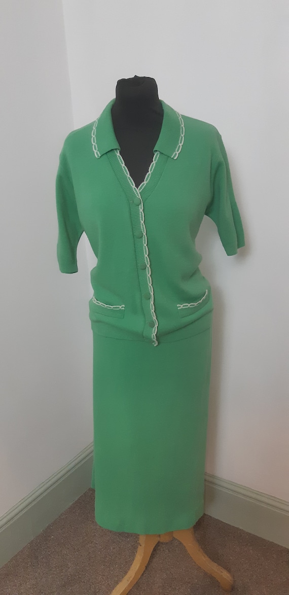 1940s knitted green suit