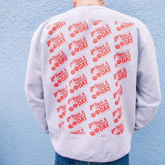 Have a Cherrific Day メンズ チェリーグラフィック スウェットシャツ