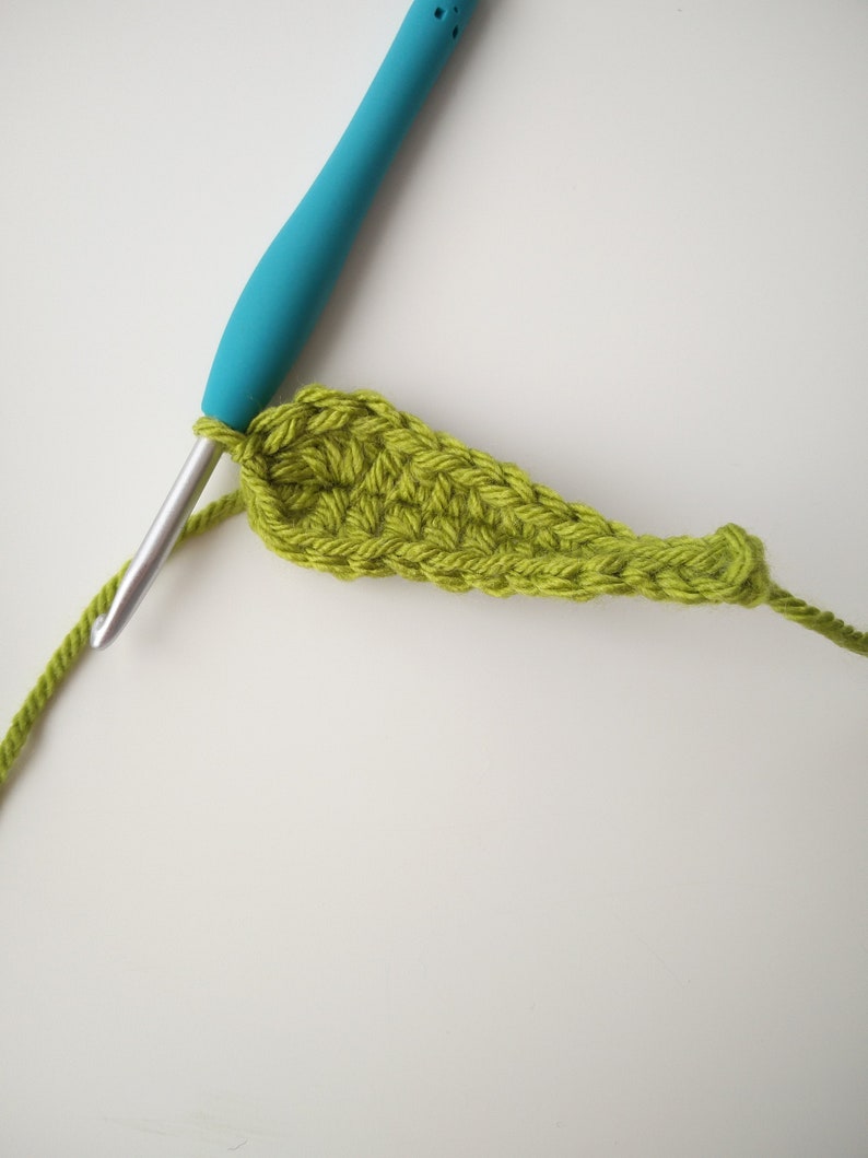 crochet pineapple pattern, crochet toy pattern, PDF crochet Pattern, pineapple gifts, amigurumi crochet pattern, crochet applique pattern image 3