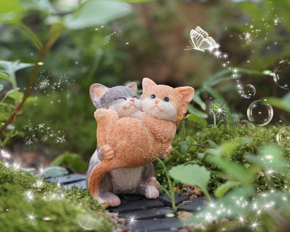 Cat carrying top stuffed animal