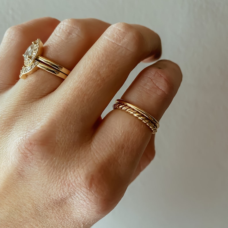 Bold stacking ring set 14k gold filled bold rope and smooth band pair image 4
