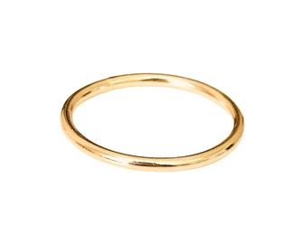 Simple gold filled ring smooth band stacking ring 14k