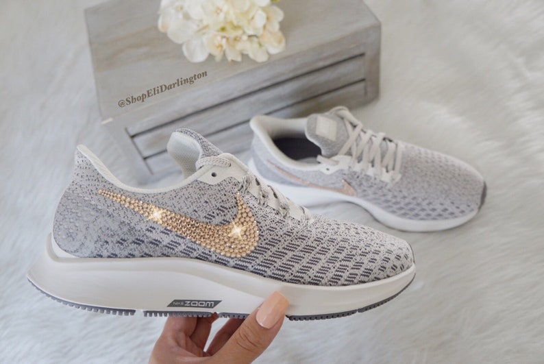 nike air pegasus rose gold