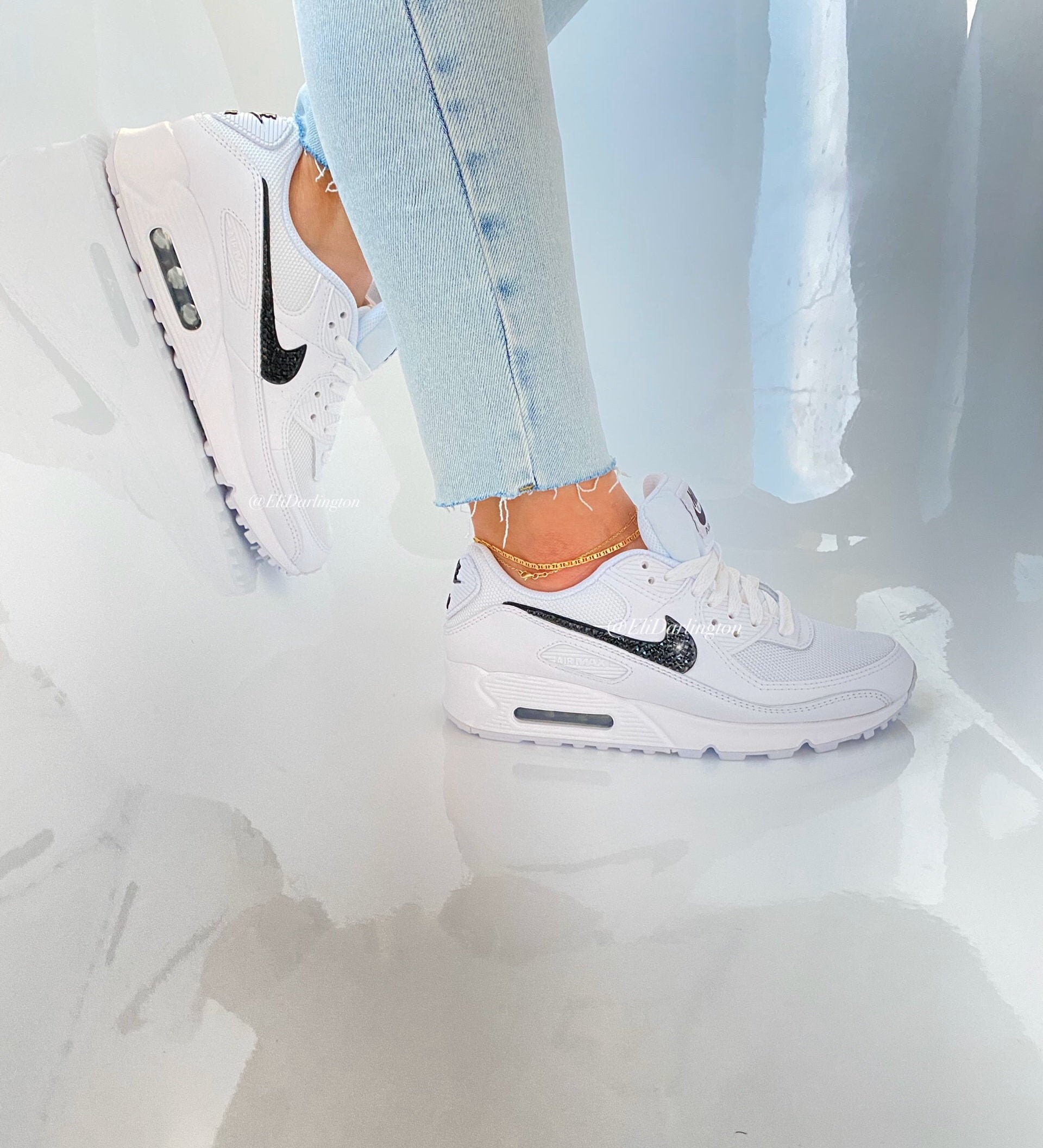 Nike Women's Air Max 90 Shoes