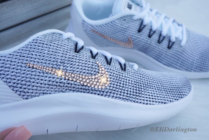 nike flex rose gold womens