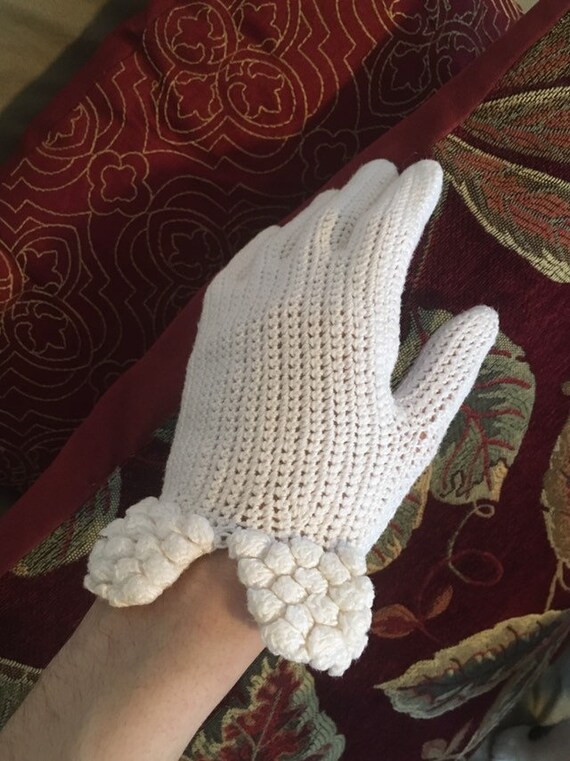 Vintage Easter Gloves Women's Formal Crocheted Ev… - image 3