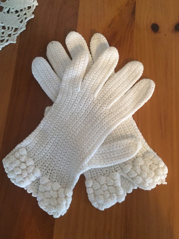 Vintage Easter Gloves Women's Formal Crocheted Ev… - image 2