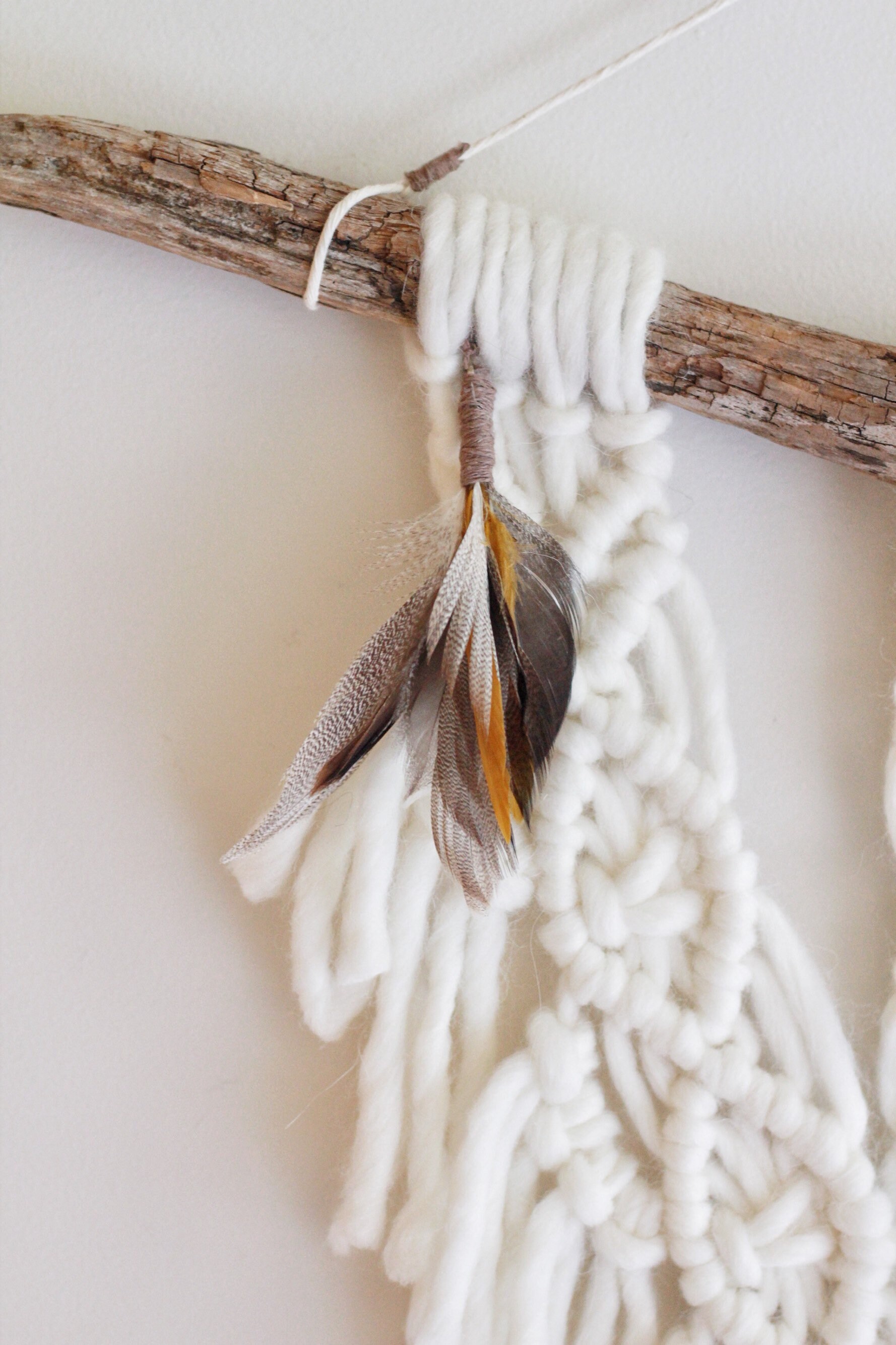 Woolen Macrame with Feathers