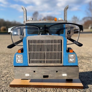 Semi Truck Eyeglass & Cell Phone Holder Laser Cut File (Digital Download)