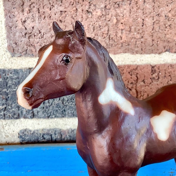 Vintage Breyer Paint Horse Foal, Matte Liver or Dark Chestnut Pinto with Blaze, #809, 1989-1990, Breyer Horse Model, Collectible Miniatures