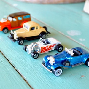 Lot of 4 Vintage Toy Cast Cars, Race Car, Sports Car, Hotrods, Hotwheels, Matchbox, Convertible, Woody, Roadster, Ford Coupe