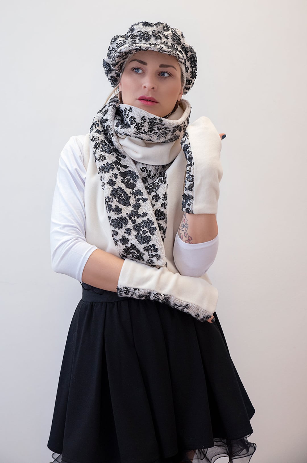 Lot Bundle Fall Winter Accessories Hats Beanie Scarves Head Wraps Embellished Amazon.com: SATINIOR 4 Pcs White Cable Knit Winter Scarf  main image 2