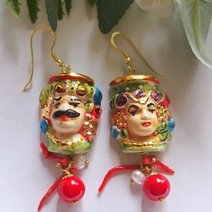 Caltagirone keramische oorbellen, Siciliaanse oorbellen, donkerbruine oorbellen, bungelende oorbellen, vergulde zilveren oorbellen, cadeau