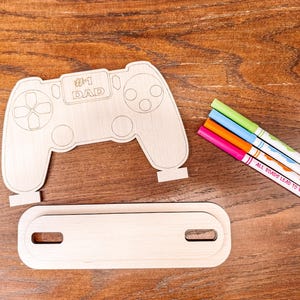 DIY Vatertagslack Kit mit Ständer SVG DATEI, Kinder Basteln für Papa, Laser, Glowforge, Gamer Controller, Videospiele, Daddy, Digital Cut File