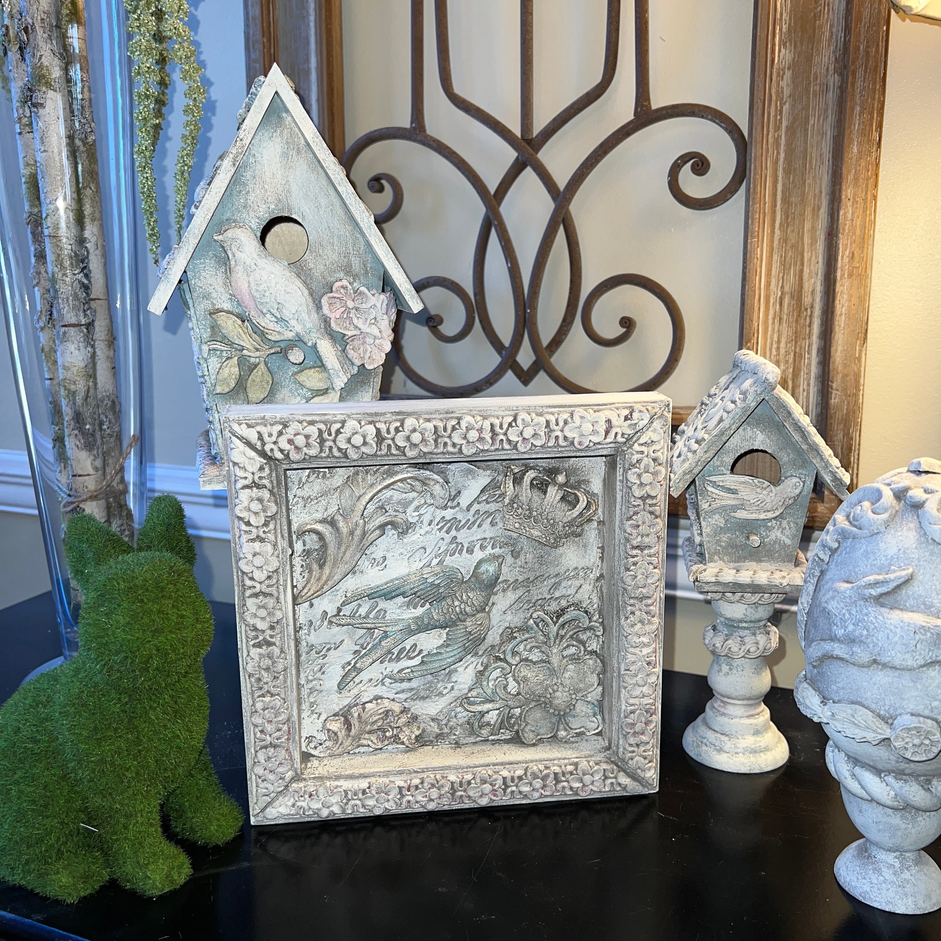 Decorative Dove and Crown Panel - Vintage, Shabby Chic, Indoor Decorations, Spring, Birds, Easter, Queen