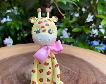 Adorno para tarta de jirafa hecho a mano: Animal de la selva de arcilla polimérica