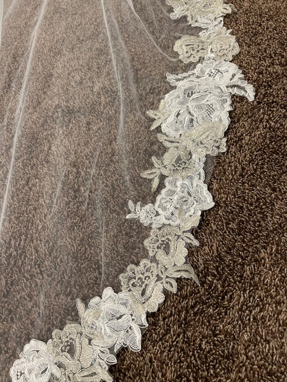 Priscilla Veil - Etsy display picture 1