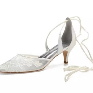 Mesh, kitten heel, pump with ankle tie