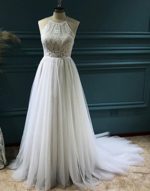 white tulle halter dress A-Line Champagne Tulle Halter Appliques Floor Length Wedding Dress