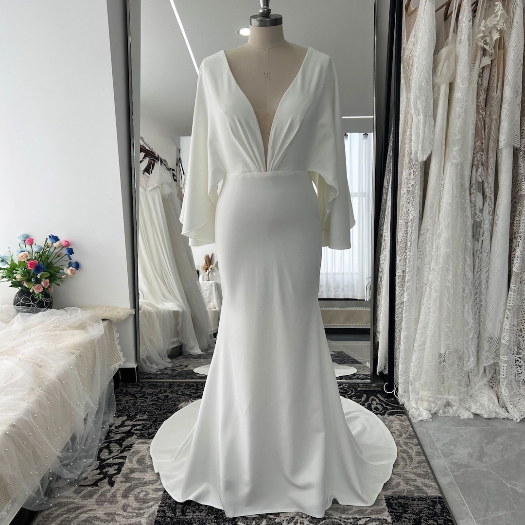 Flutter Sleeves Long Gown with Slit Grape