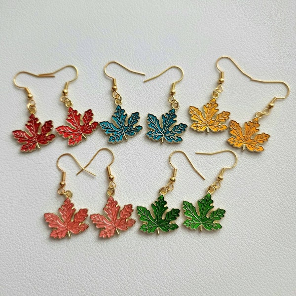 Fall Maple Leaf Earrings. Fall Earrings. Leaf Earrings. Autumn Earrings. Thanksgiving. Handmade Jewelry. Gifts.