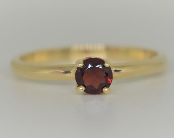 14k yellow gold natural garnet ring