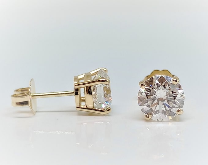 2.00 carat IGI certified diamond stud earrings 14k lab grown