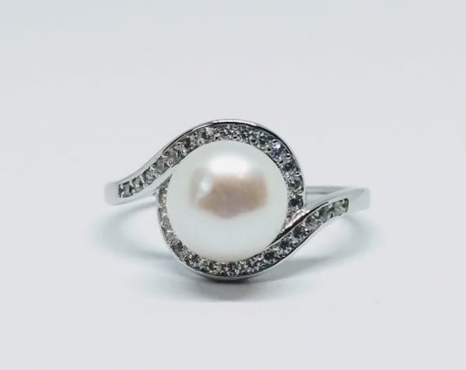 Sterling silver white pearl ring | Statement ring | Multi stone ring