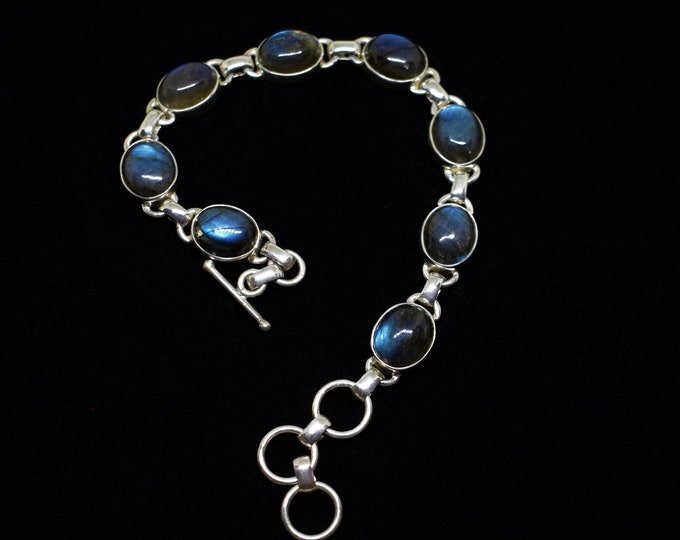 Sterling silver labradorite bracelet