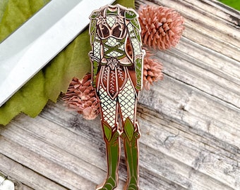 Queen of the Faerie Realm's Amror Enamel Pin | Holly Black | The Cruel Prince | The Wicked King | The Queen of Nothing | Jude Duarte