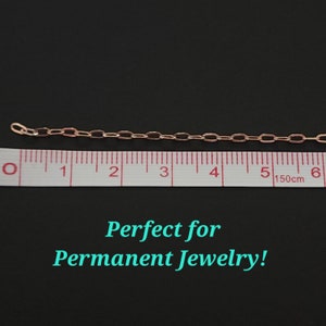 Cadena de clip mini de 3,75 mm rellena de oro rosa 14/20, por pie, para joyería permanente y fabricación de joyas