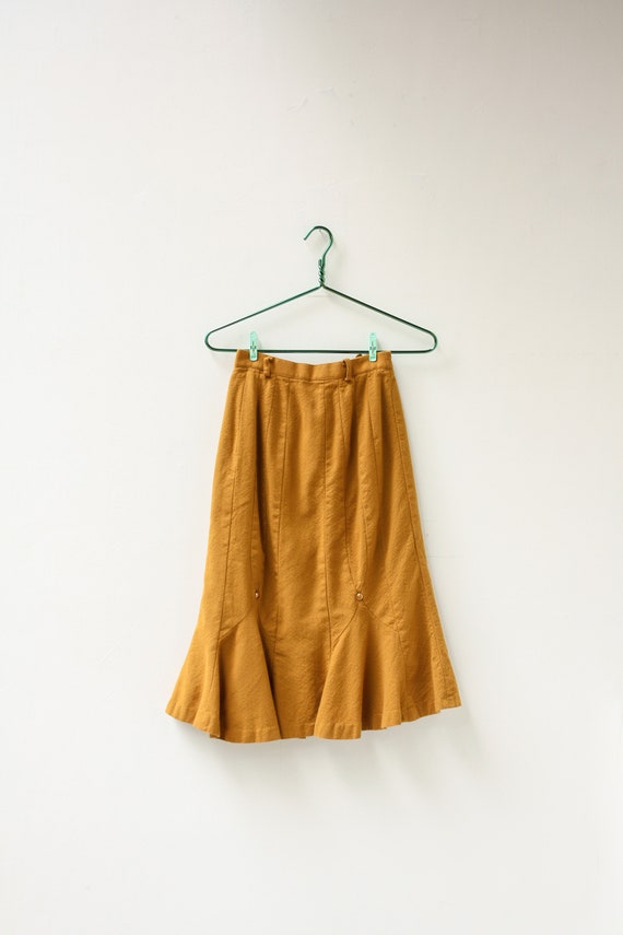 70s 23" Waist Wool 70s Does 40's Skirt / Petite Go