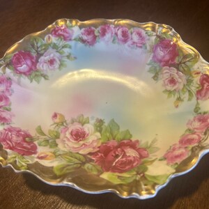 Royal Vienna hand painted Exquisite Dish Vintage Roses Gold Guild Austria Prussia collectible china dish