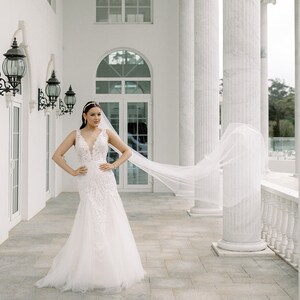 Chapel Tulle Wedding Veil 2.3m Wedding Veil Bridal Veil One Tier Veil Simple Veil Sheer Single Tier Veil image 5