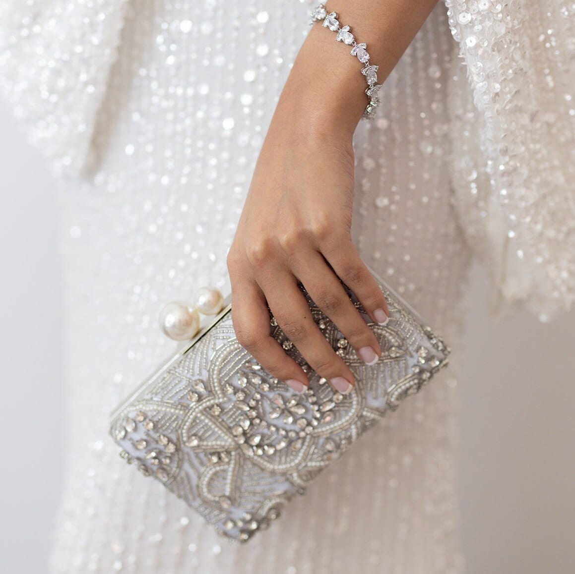 Rhinestone Embellished Clutch Purse Evening Bag with Chain Strap - Bla –  Sophia Collection