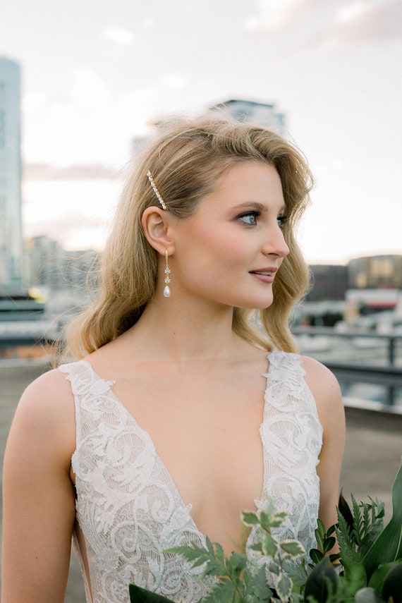 Gold pearl bridal earrings best sale