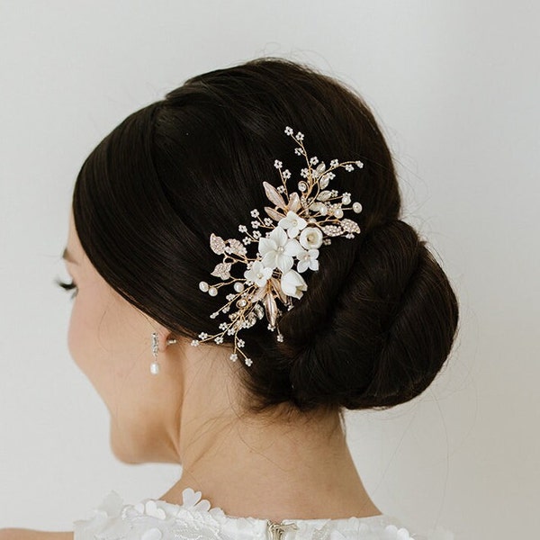 Gold Luxe Blossom & Flower Crystal Bridal Haircomb| Crystal Haircomb | Wedding haircomb| Bridal Haircomb| Gold Hairpiece| Delicate Hairpiece