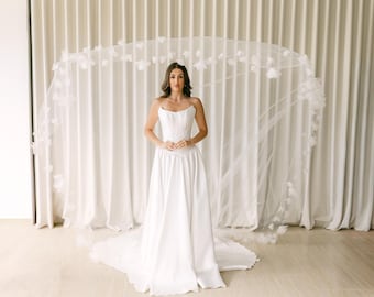 Two Tier Petal Flower Tulle Blusher Wedding Veil| Chapel| Cathedral| Alura
