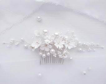 Peigne à cheveux de mariée Pearl Blooms | Peigne de mariage| Postiche de mariée en cristal floral opale | Postiche de mariage| Maisie