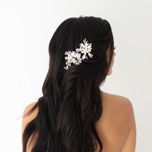 Luxe Silver Flower Bridal Hair Pin Delicate Bridal headpiece Wedding hair pins Floral Wedding Pins Bridal Pins Signature Luxe image 4