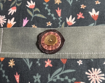 Walker Caddy Dark Green with flowers