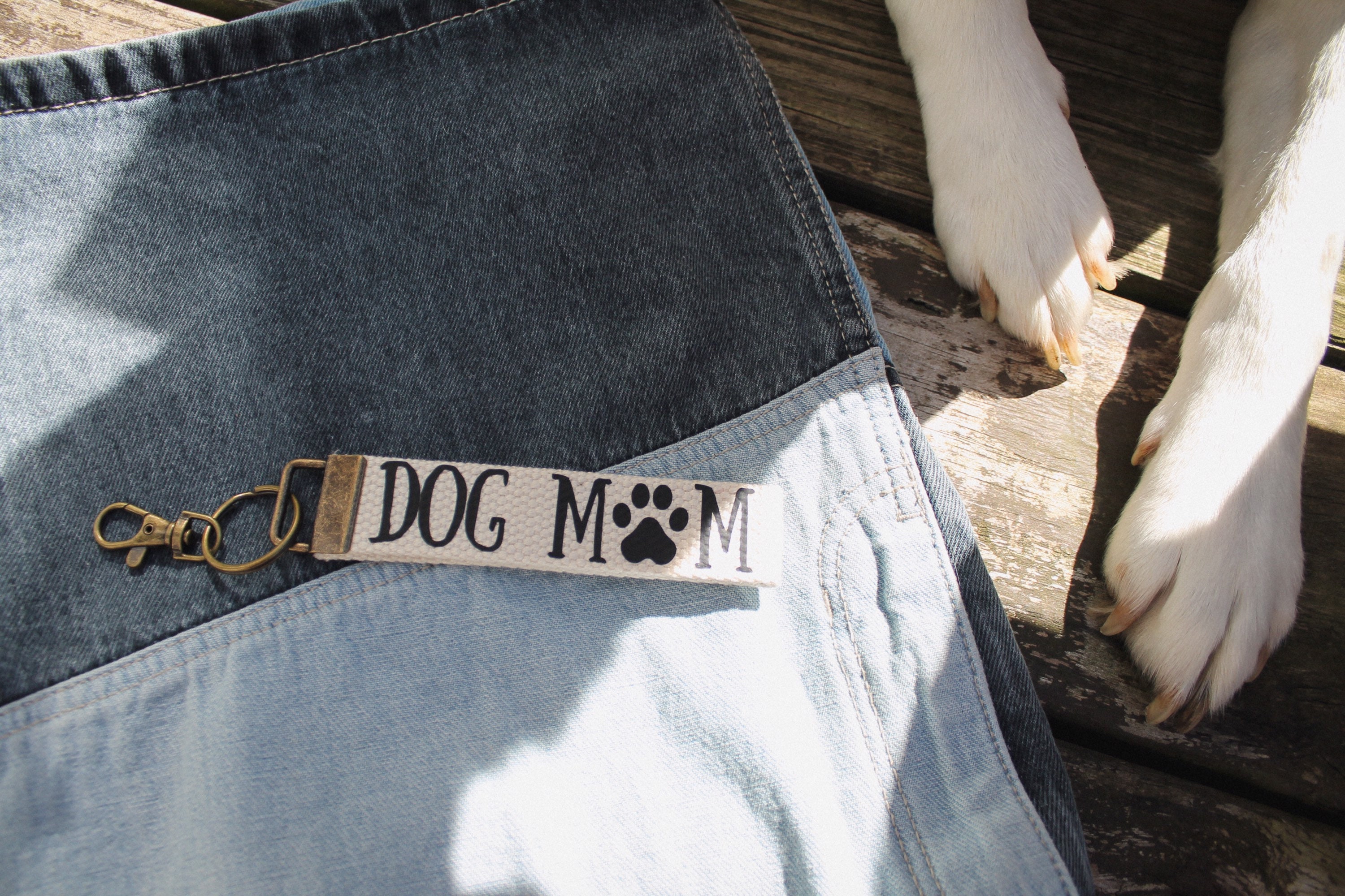 Dog Mom Wristlet, Dog Mom, Wristlet, Keychain, Wristlet Keychain, Wal…