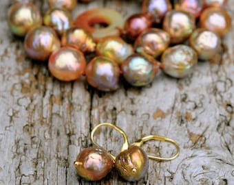 Conjunto de perlas Kasumi doradas multicolores brillantes