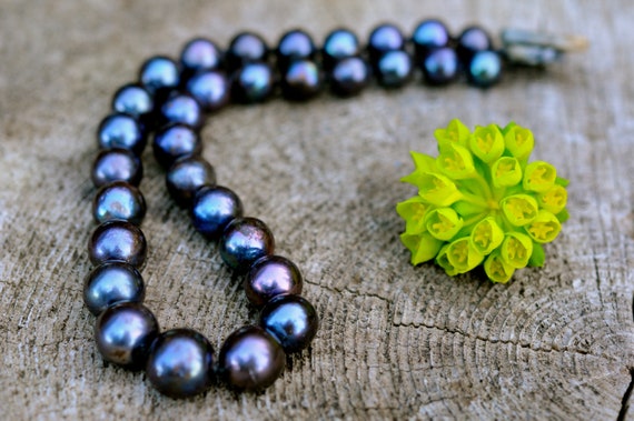 Simply A String of Black Pearls Large Black Pearl Necklace Etsy Canada