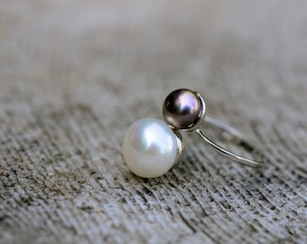 Black and White Double Pearl Open Ring
