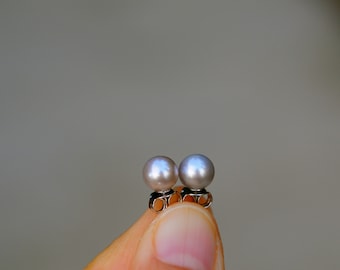 Natural Grey Pearl Stud Earrings: Sterling Silver, 6.5mm